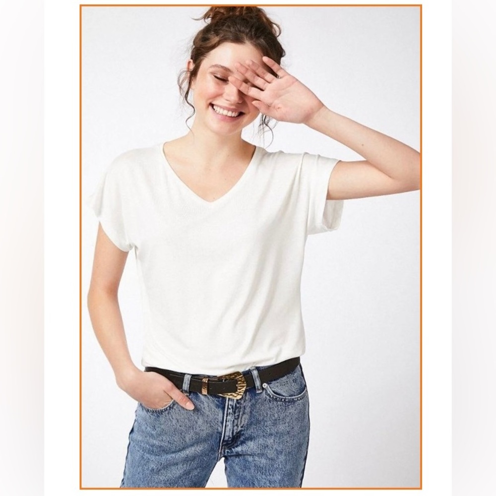 Womens V Neck T-Shirt White